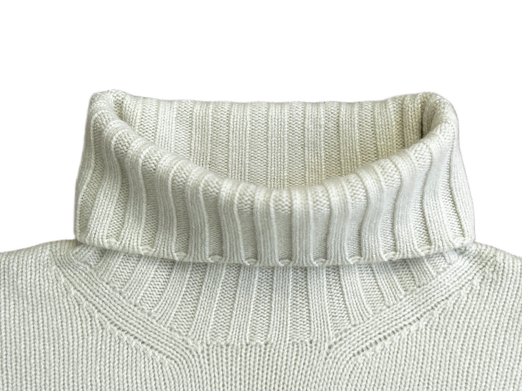 Attilio Roncaccia, Italy 100% cashmere, women M, NP: ca. 300€